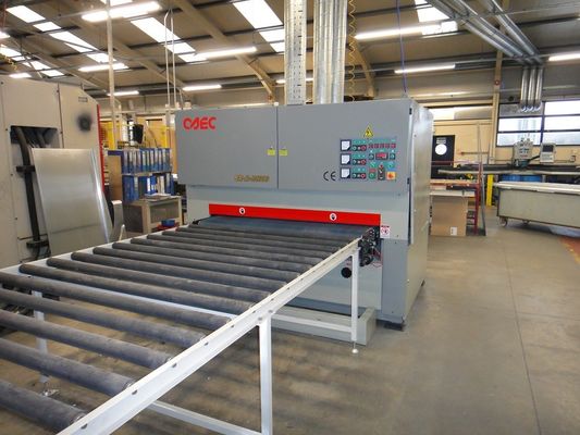 800mm-900mm Metal Finishing Machine Wide Belt Sheet Metal Deburring Machine