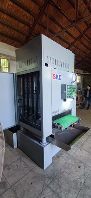 SKD Customized Wide Belt Metal Deburring Machine For Edge Radiusing / Finishing