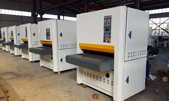 Metal Wide Belt Sanding Machine Customized Small Footprint