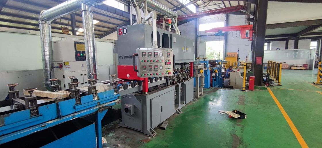 13 Inch- 43 Inch Wide Belt Sander For Metal Robust Construction
